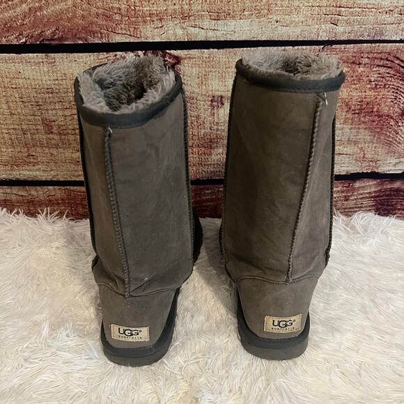 Ugg Classic Short Boots Size 9 Light Brown Gray Suede Slip On Winter Shoes - Picture 4 of 9